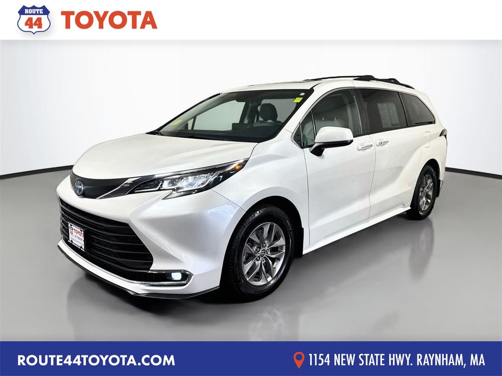 2023 Toyota Sienna