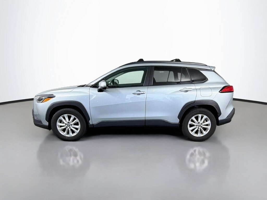 Used 2023 Toyota Corolla Cross LE SUV