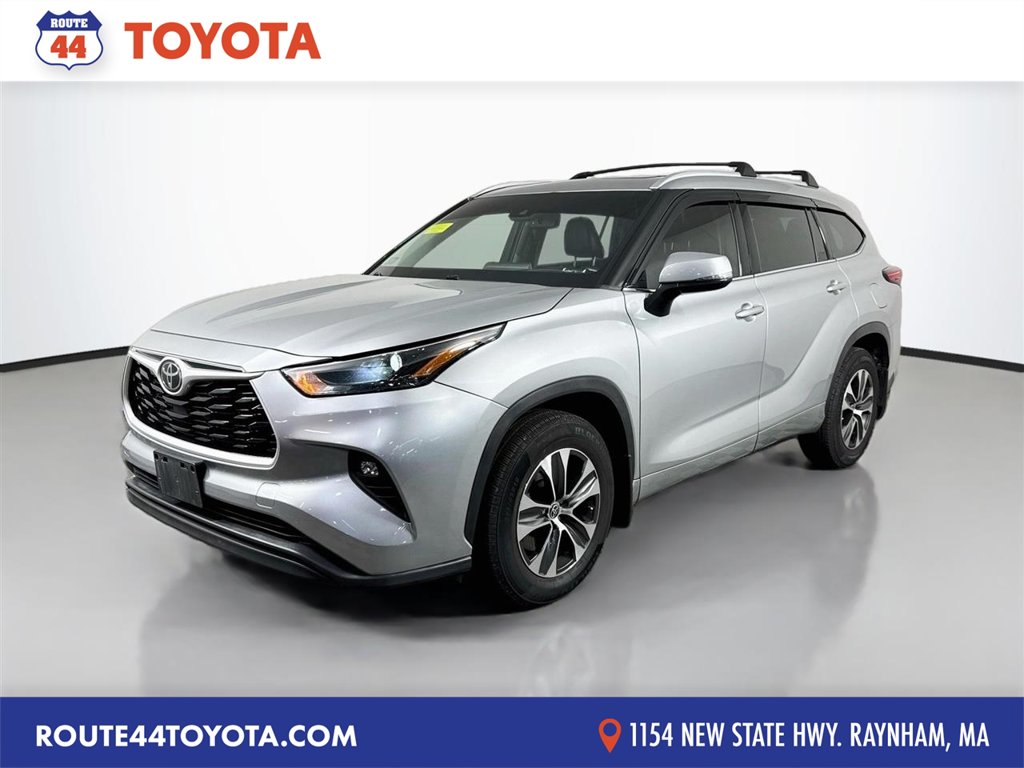 Used 2022 Toyota Highlander XLE SUV
