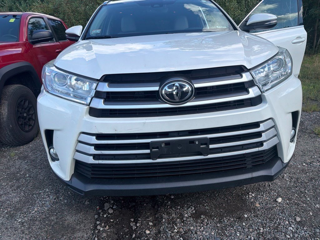 Used 2019 Toyota Highlander XLE SUV