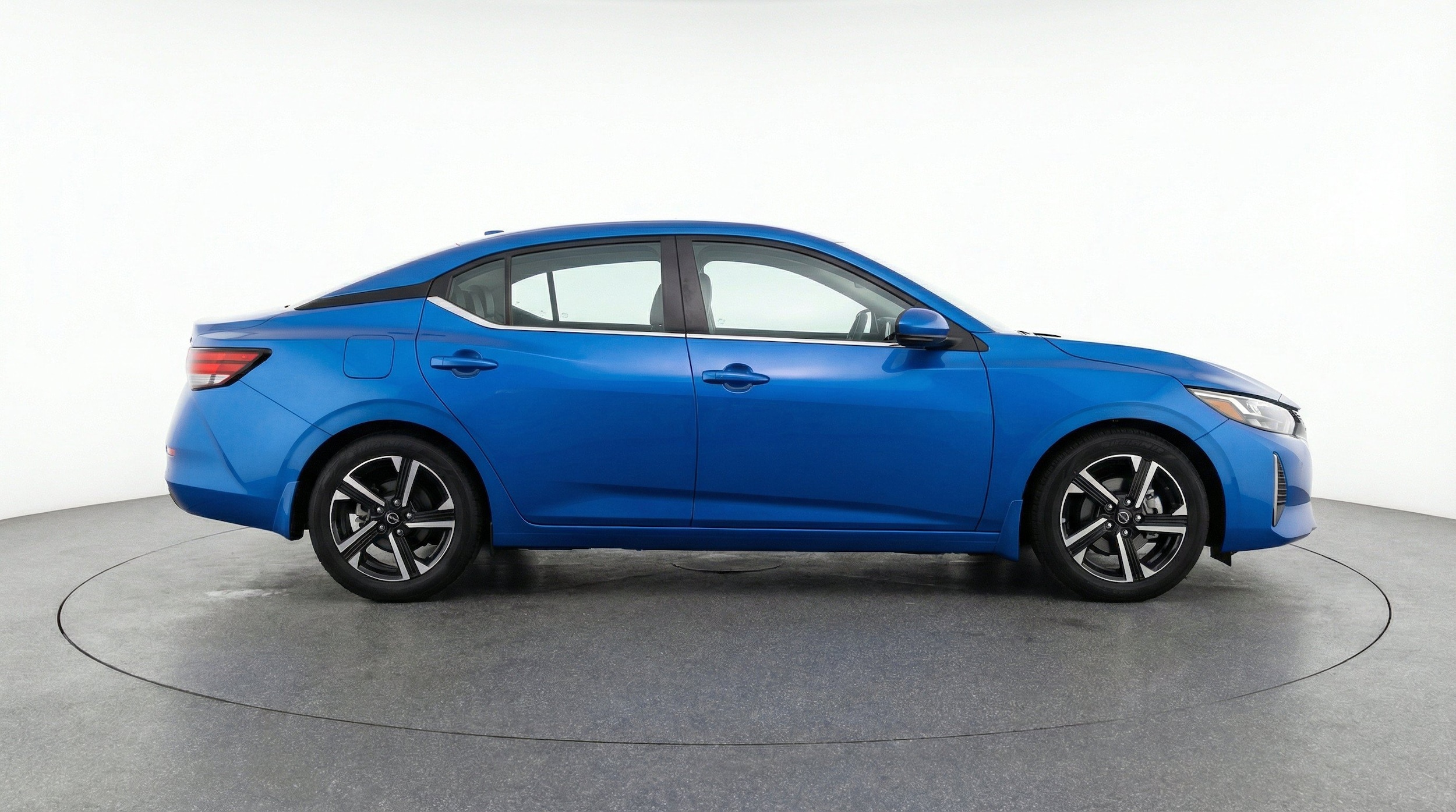 Thumbnail: 2025 Nissan Sentra - 10