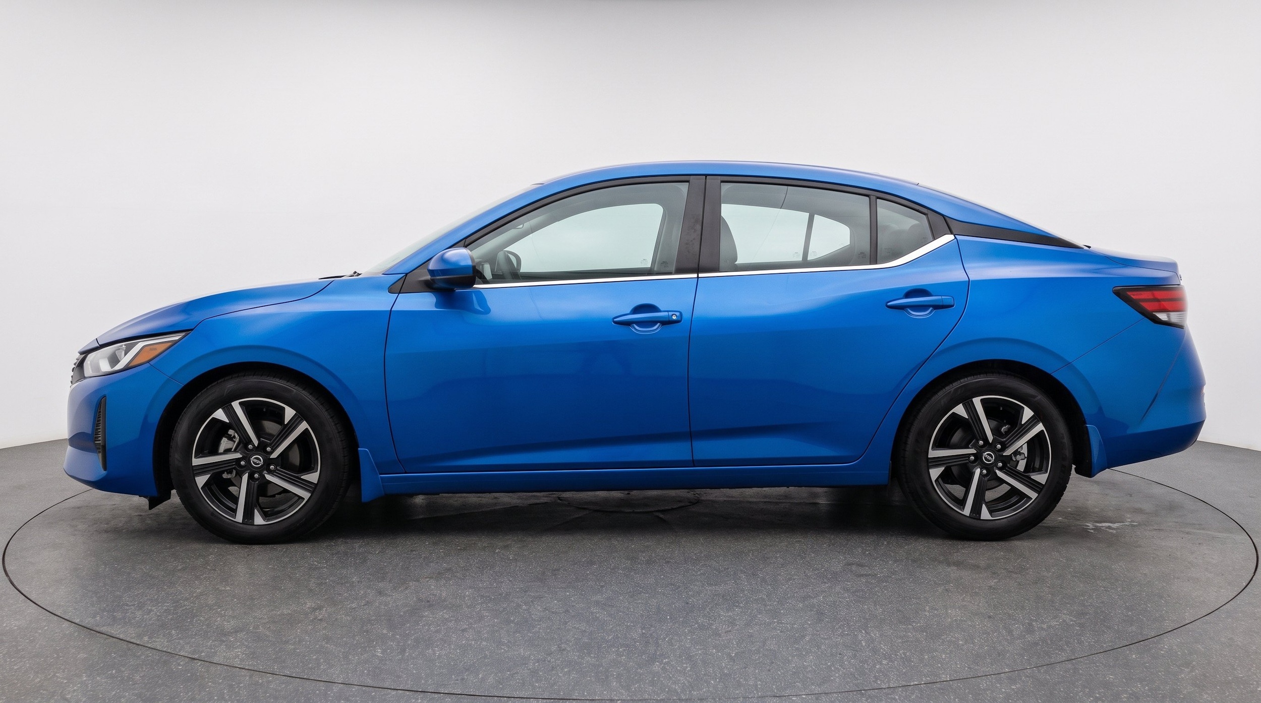 Thumbnail: 2025 Nissan Sentra - 5
