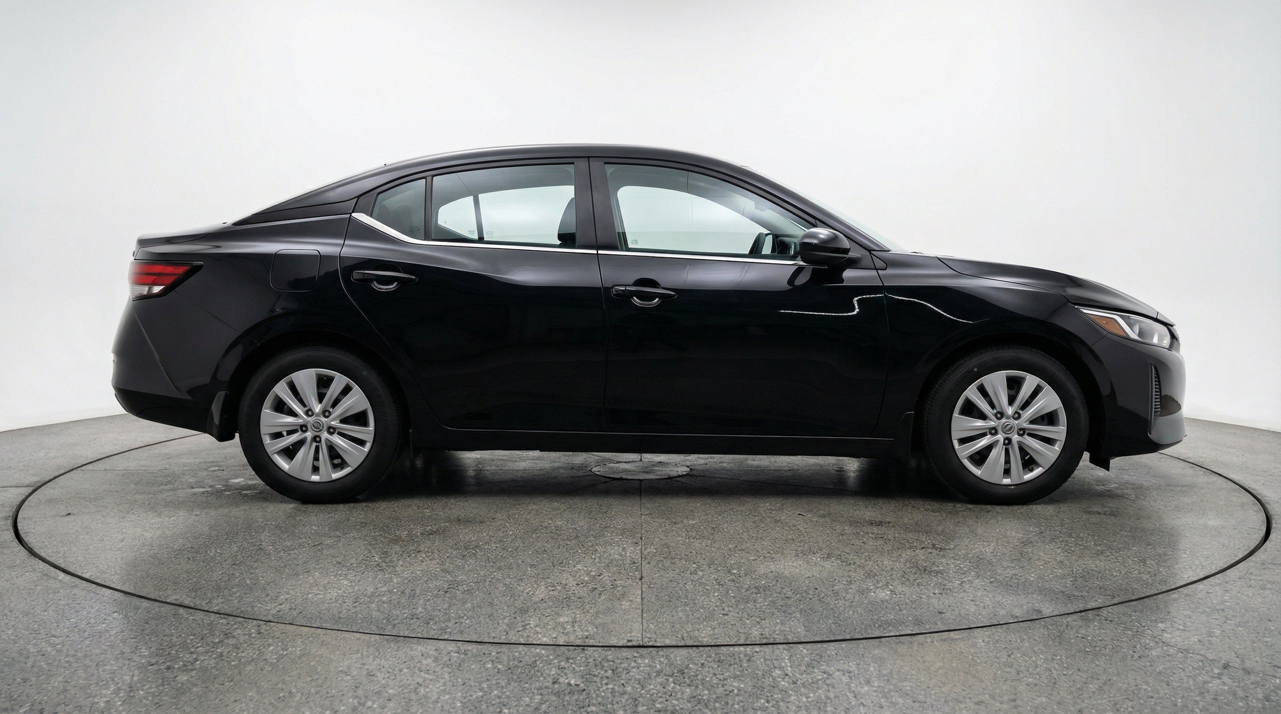 Thumbnail: 2025 Nissan Sentra - 11