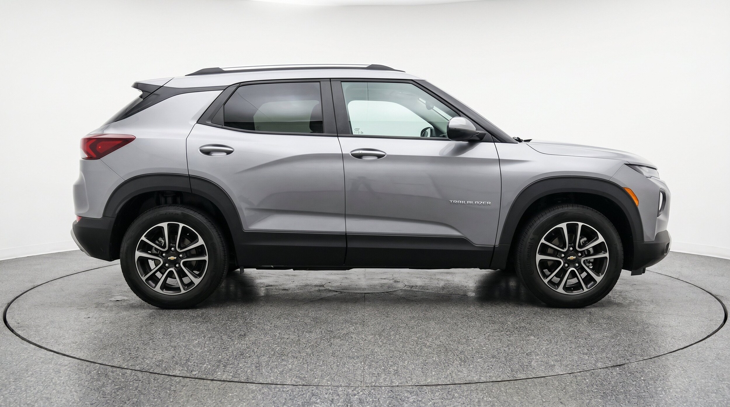 Thumbnail: 2025 Chevrolet TrailBlazer - 10