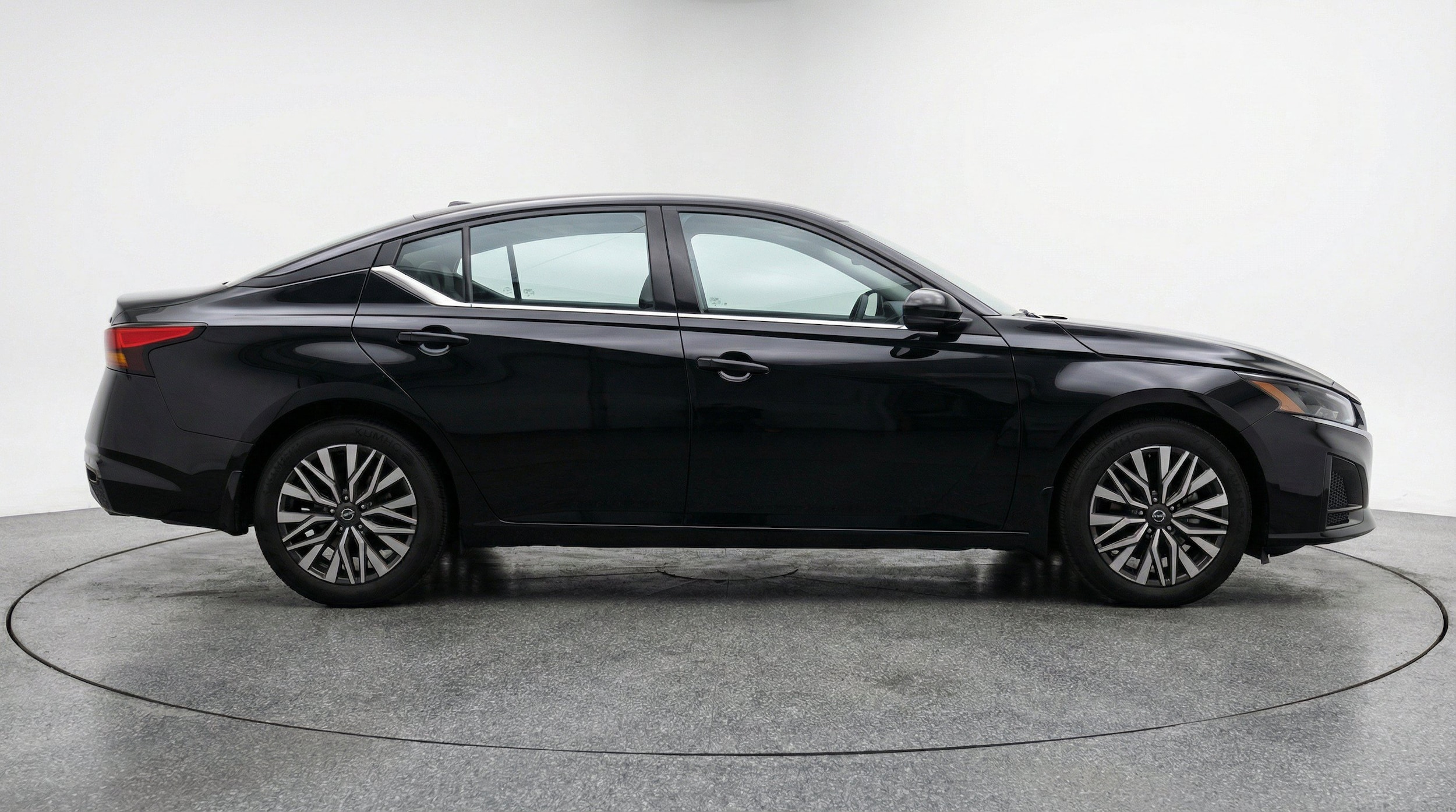 Thumbnail: 2025 Nissan Altima - 11