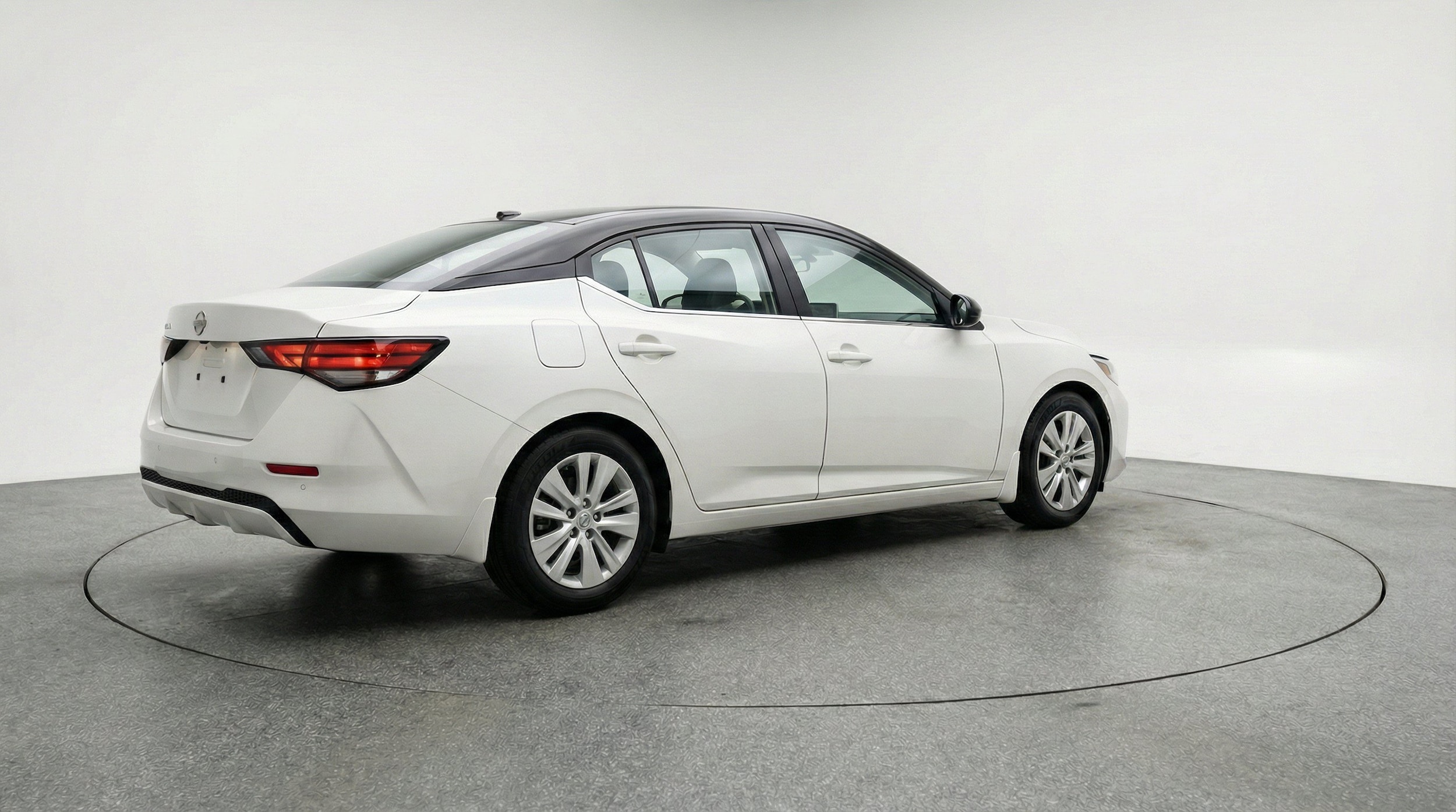 Thumbnail: 2025 Nissan Sentra - 9