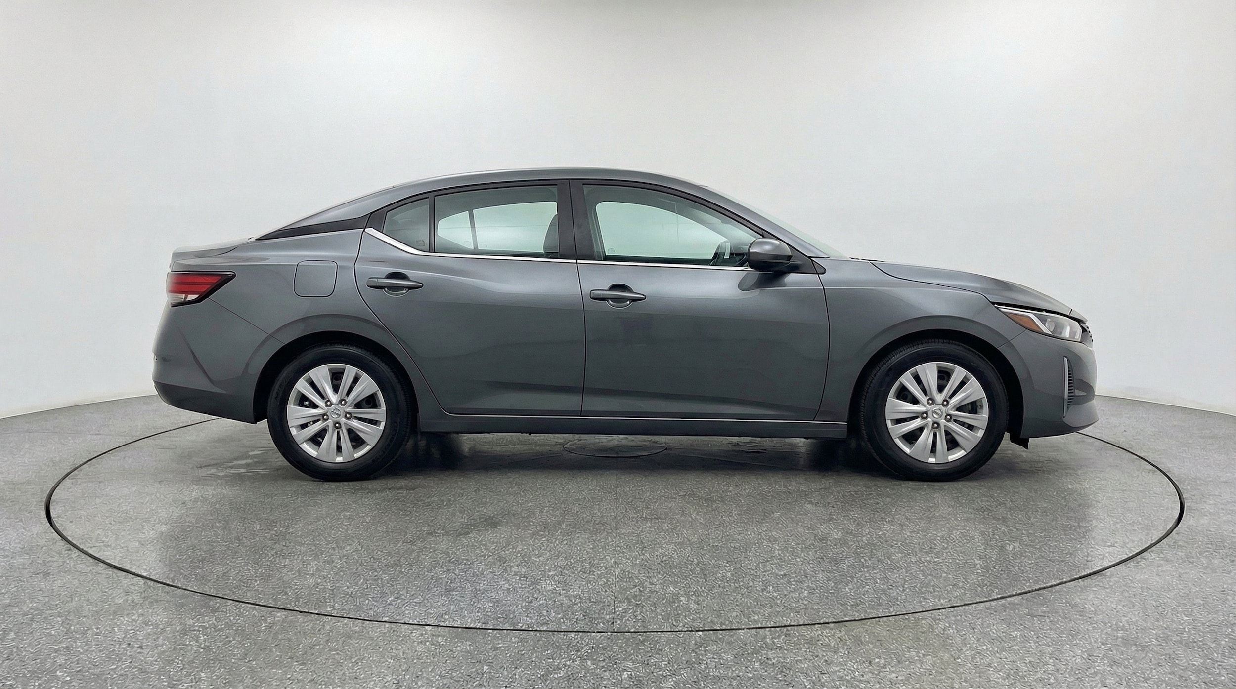 Thumbnail: 2025 Nissan Sentra - 10