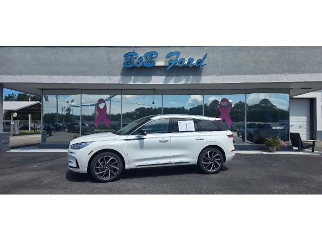 Used 2024 Lincoln Corsair Grand Touring SUV
