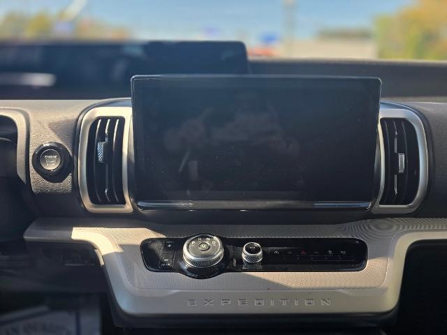 2025 Ford Expedition Active - Photo 18