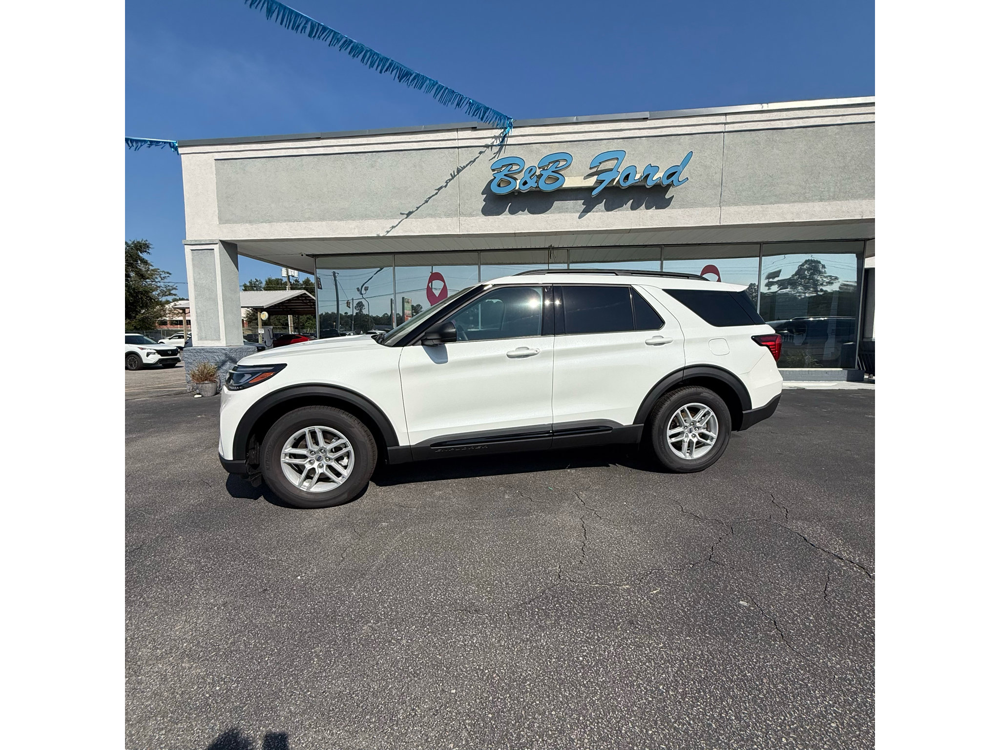 2026 Ford Explorer Active w/200A Pkg Sport Utility