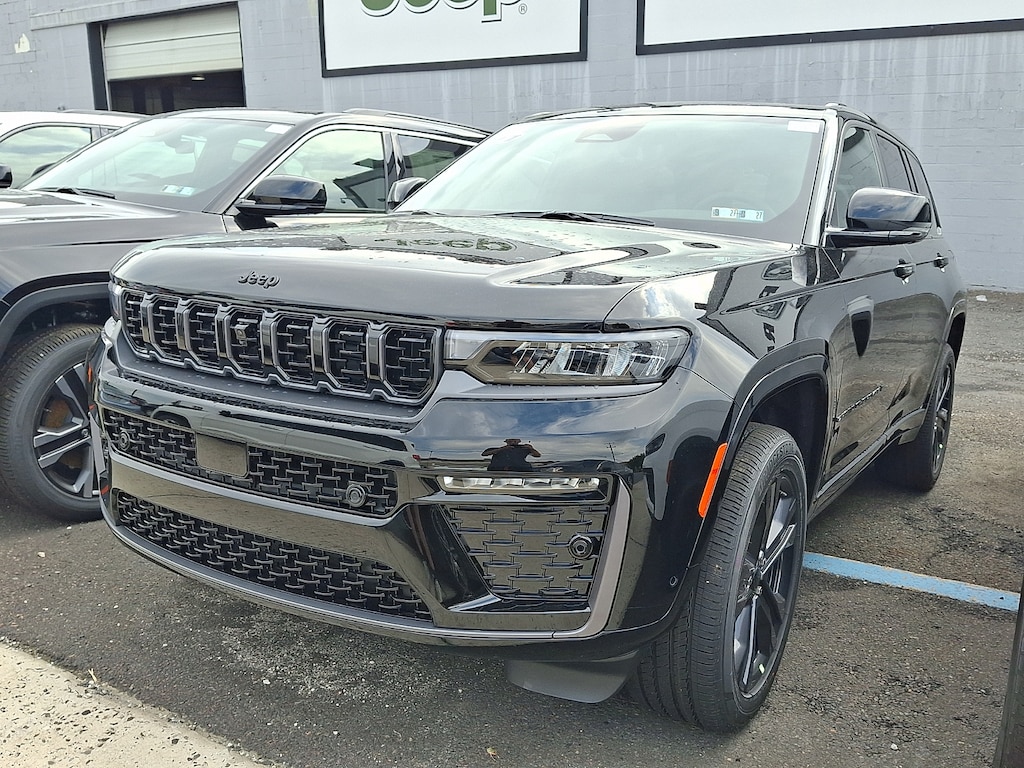 New 2027 Jeep Grand Cherokee Limited Reserve Sport Utility