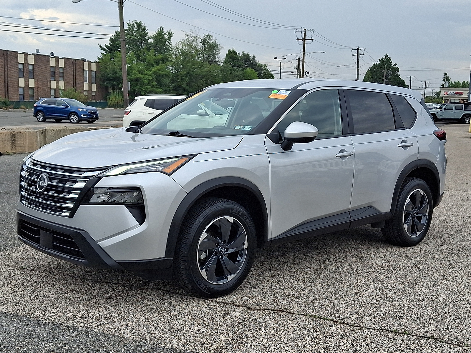 Used 2025 Nissan Rogue SV Intelligent AWD Sport Utility