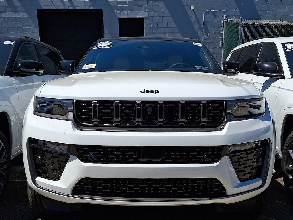 New 2026 Jeep Grand Cherokee SUMMIT 4X4 Sport Utility