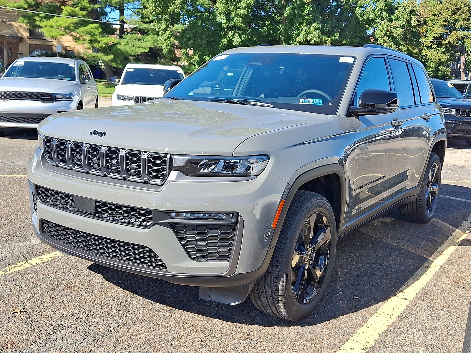 New 2027 Jeep Grand Cherokee LIMITED 4X4 Sport Utility