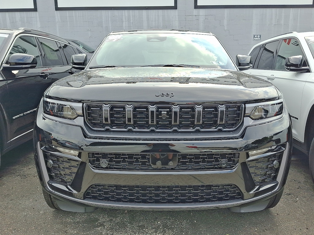 New 2027 Jeep Grand Cherokee Limited Reserve Sport Utility