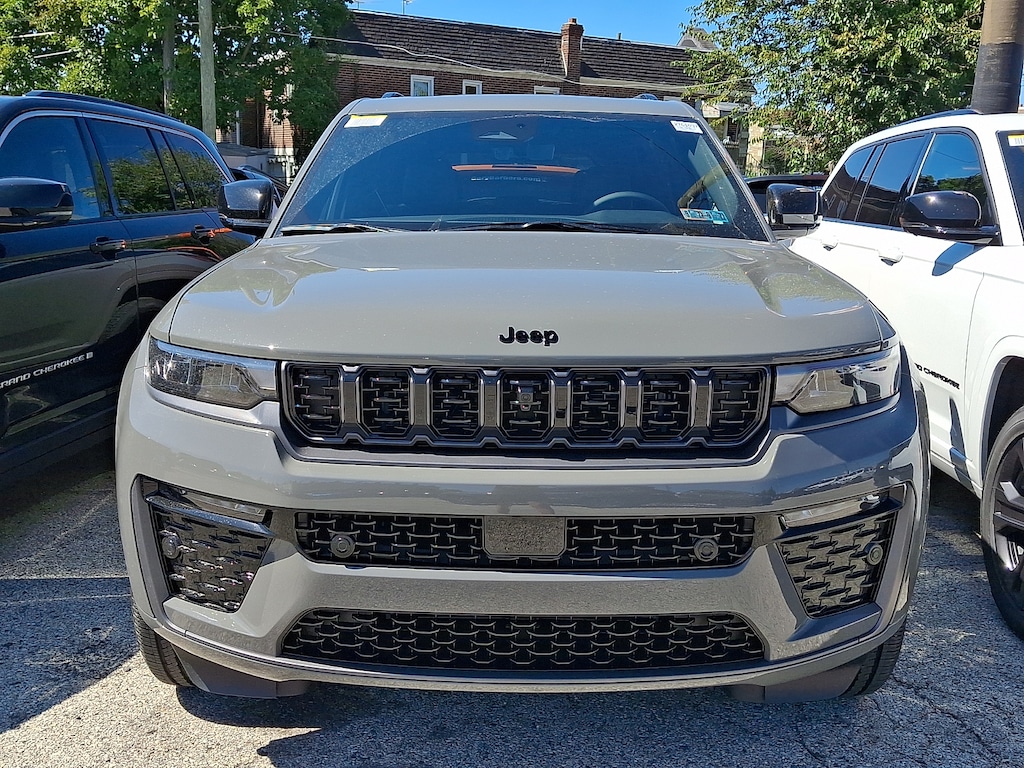 New 2027 Jeep Grand Cherokee LIMITED RESERVE 4X4 Sport Utility