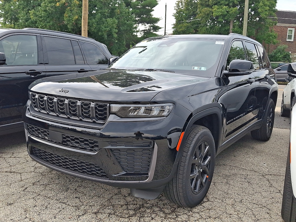 New 2027 Jeep Grand Cherokee LAREDO ALTITUDE 4X4 Sport Utility