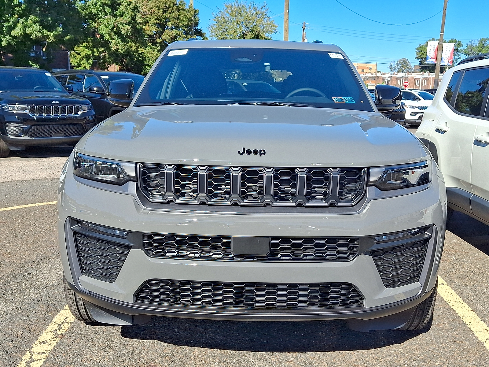 New 2027 Jeep Grand Cherokee LIMITED 4X4 Sport Utility