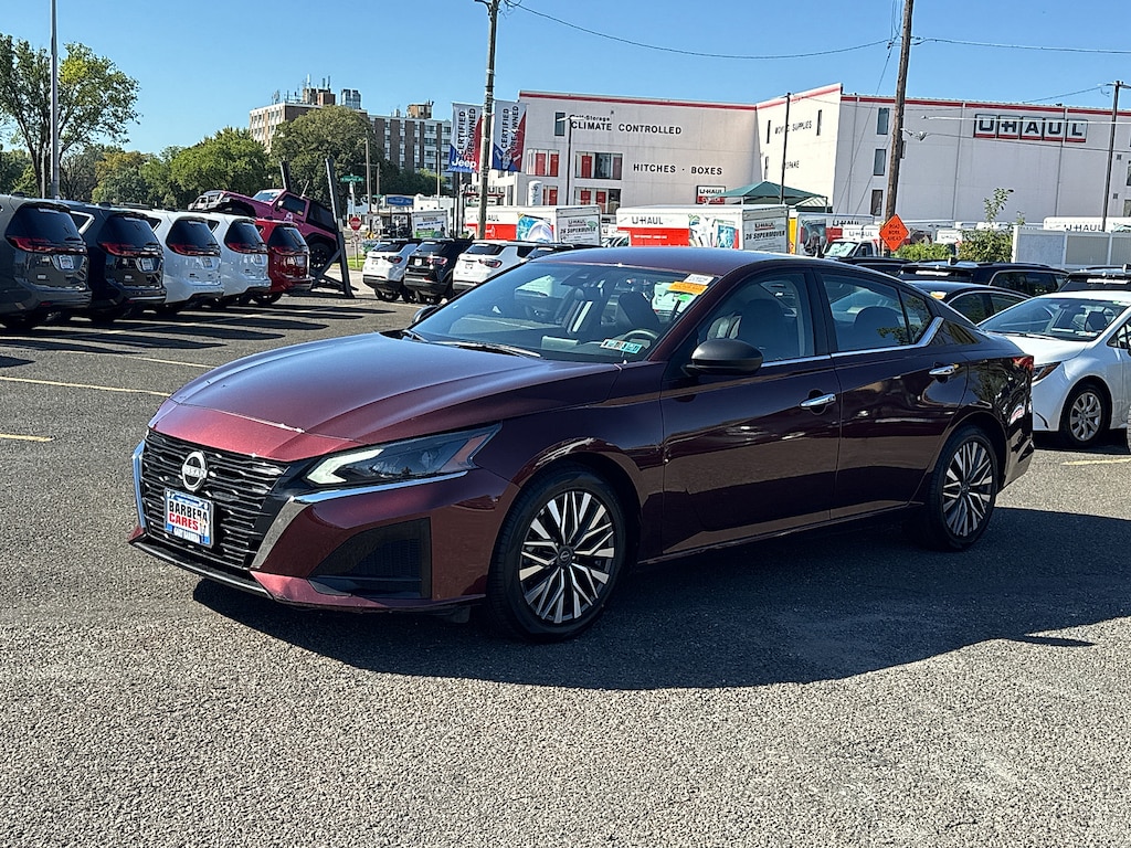 Used 2025 Nissan Altima SV FWD Sedan