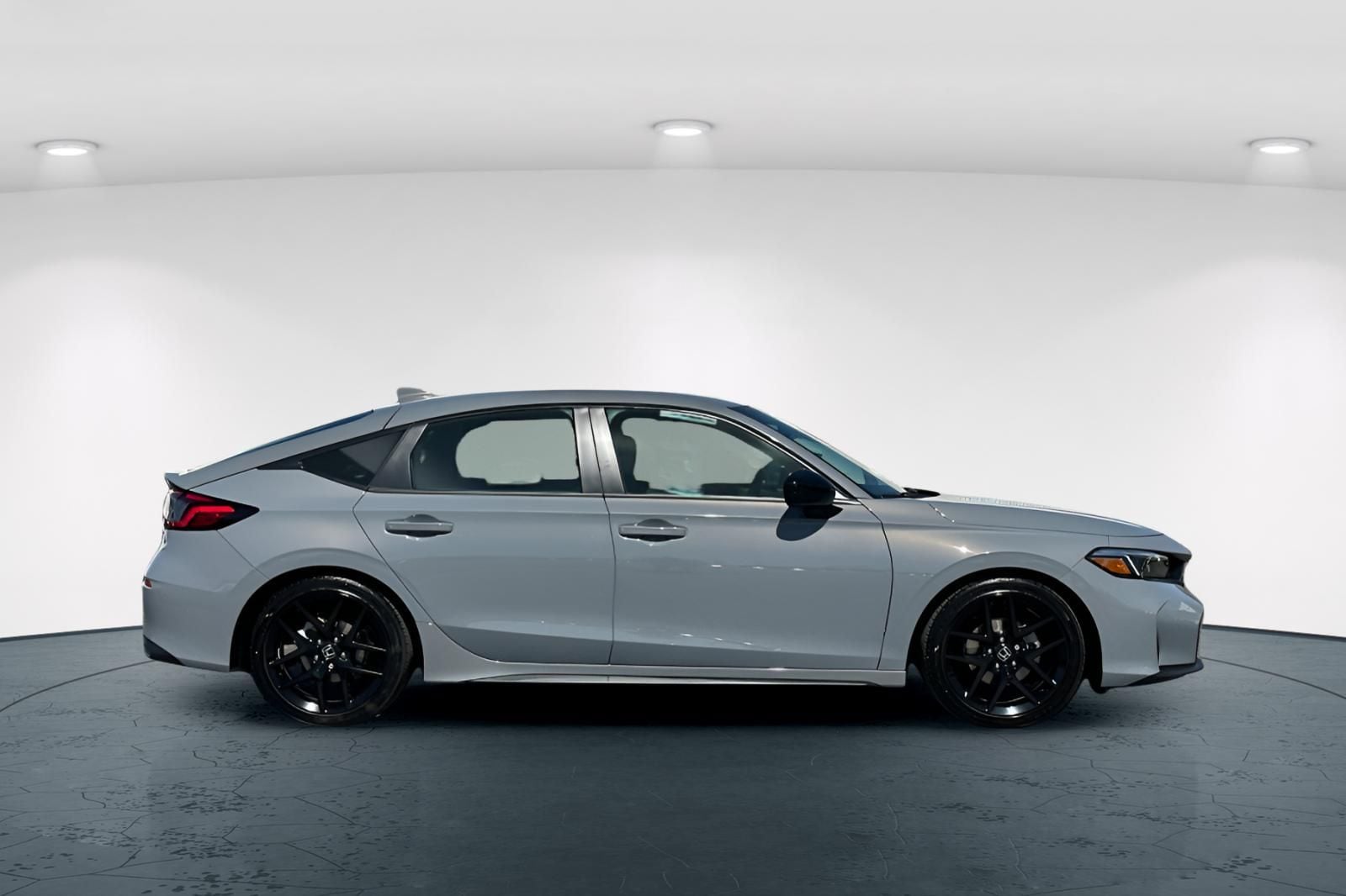 2026 Honda Civic Hatchback Sport - Photo 7