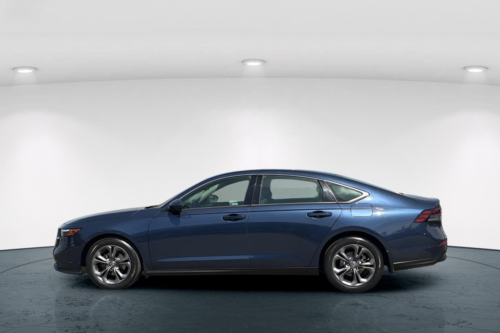2023 Honda Accord EX - Photo 3