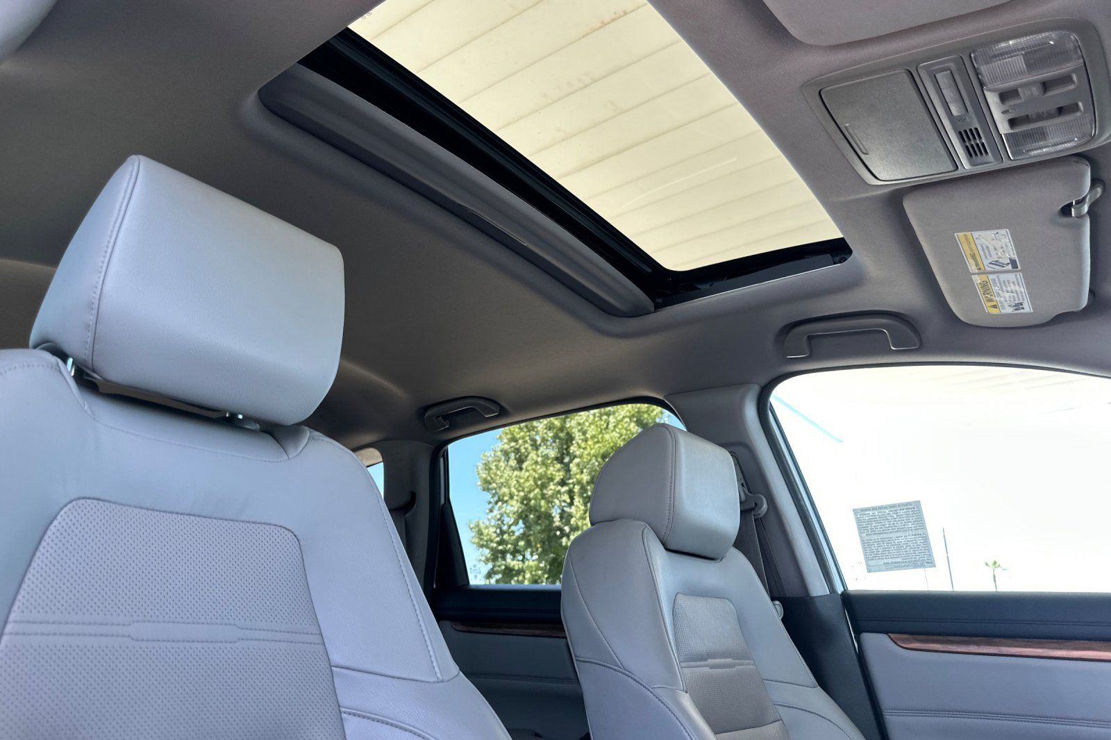 2021 Honda CR-V Touring - Photo 17