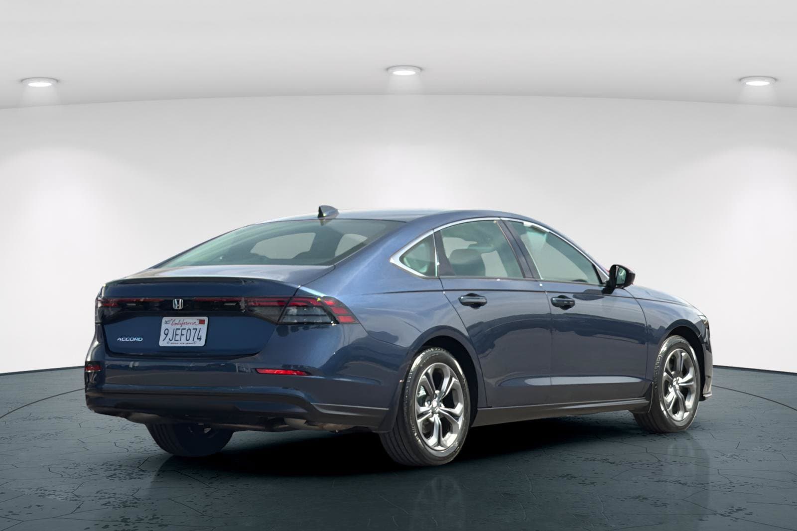 2023 Honda Accord EX - Photo 6