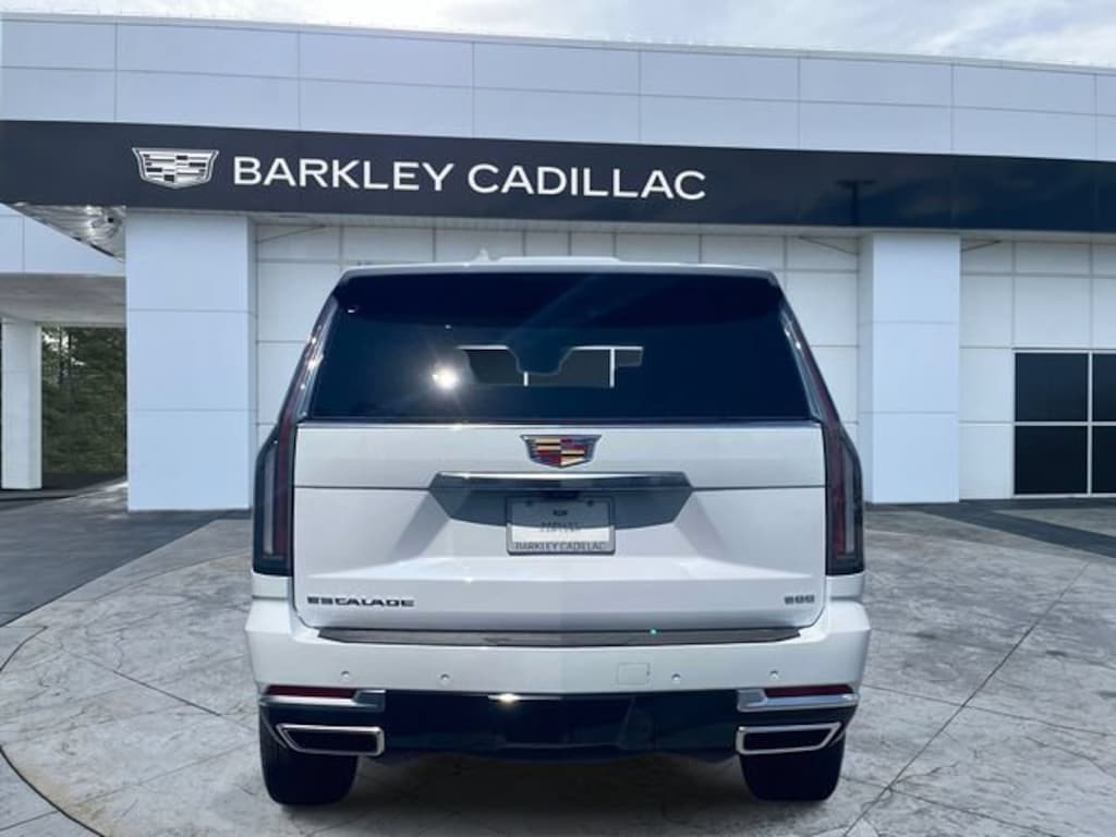 New 2026 CADILLAC Escalade Luxury SUV
