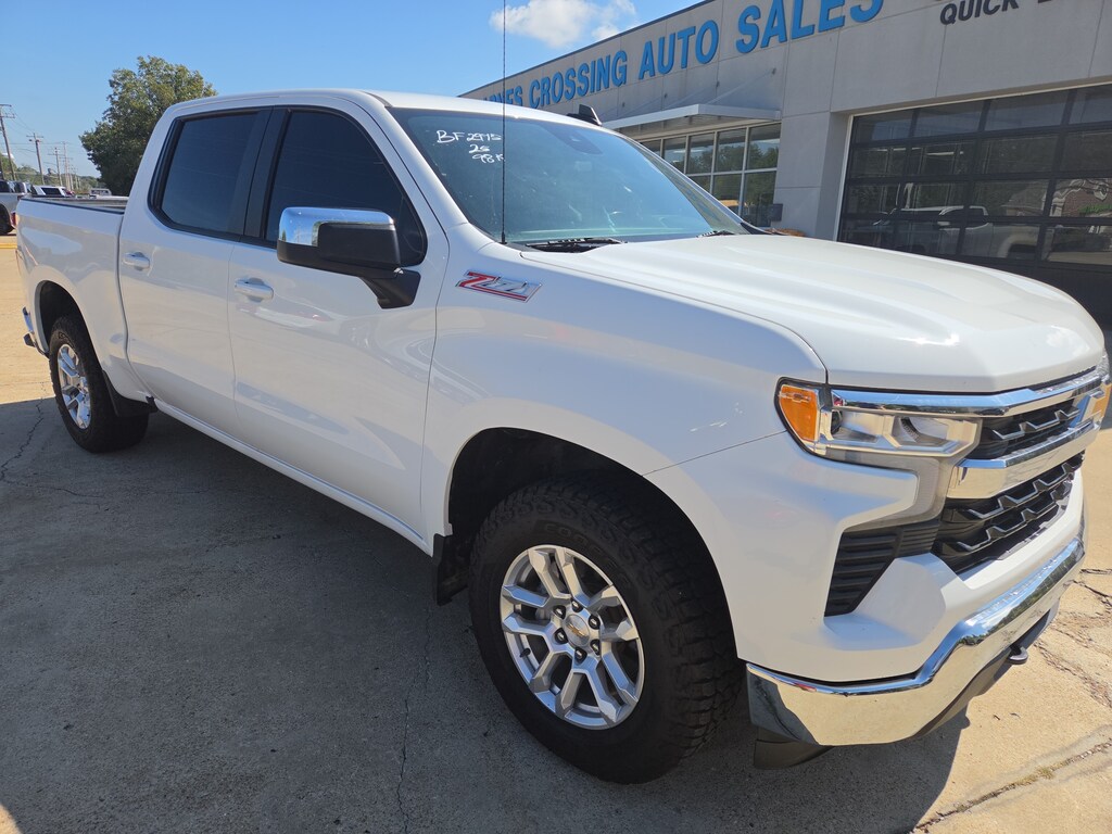 Used 2025 Chevrolet Silverado 1500 LT w/1LT Truck Crew Cab