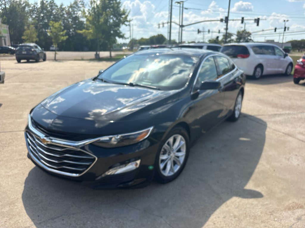 Used 2025 Chevrolet Malibu 1LT Sedan