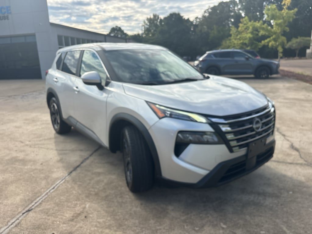 2024 Nissan Rogue