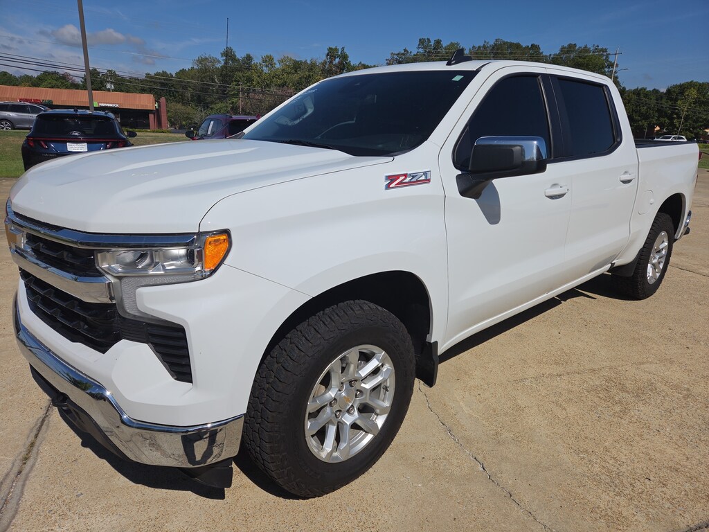 Used 2025 Chevrolet Silverado 1500 LT w/1LT Truck Crew Cab