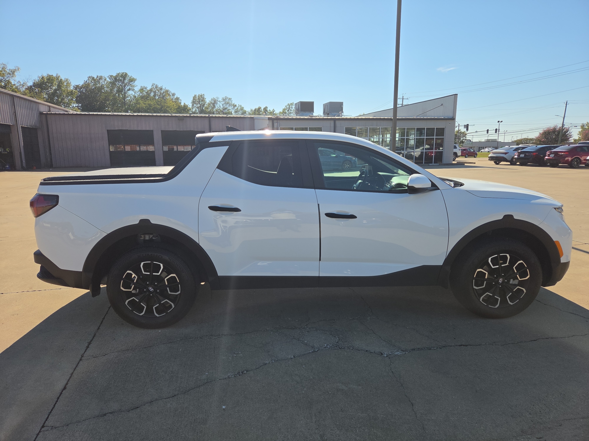 Used 2024 Hyundai Santa Cruz 2.5L SE Truck Crew Cab
