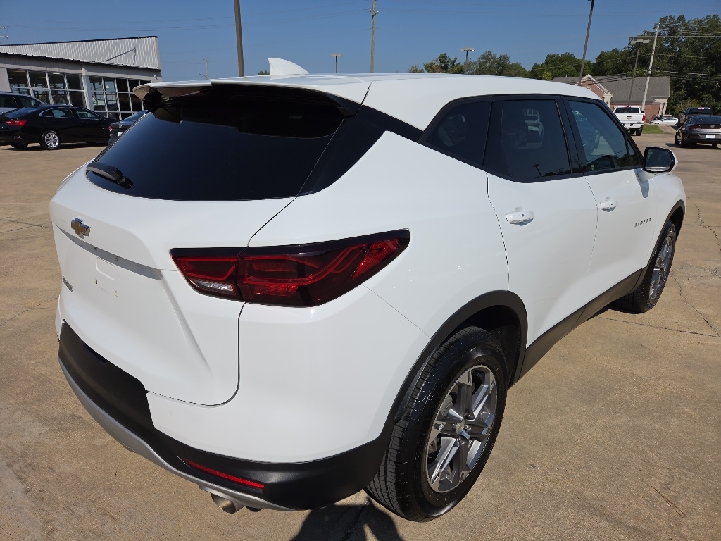 2023 Chevrolet Blazer 2LT - Photo 4