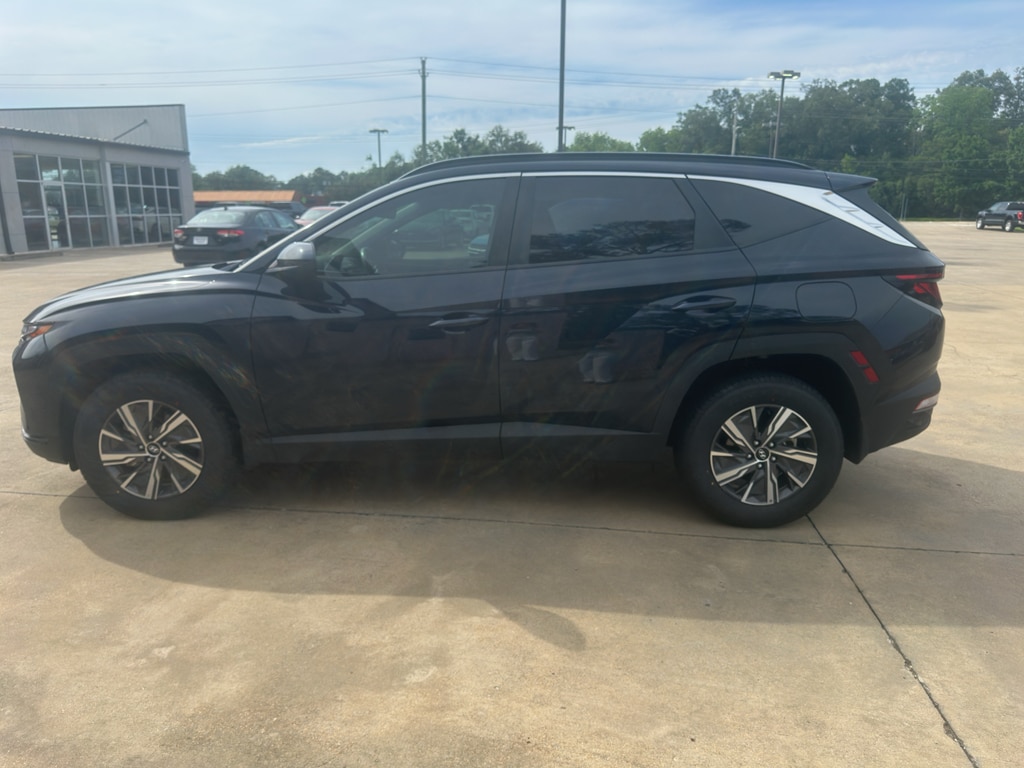 Used 2024 Hyundai Tucson Hybrid Blue SUV