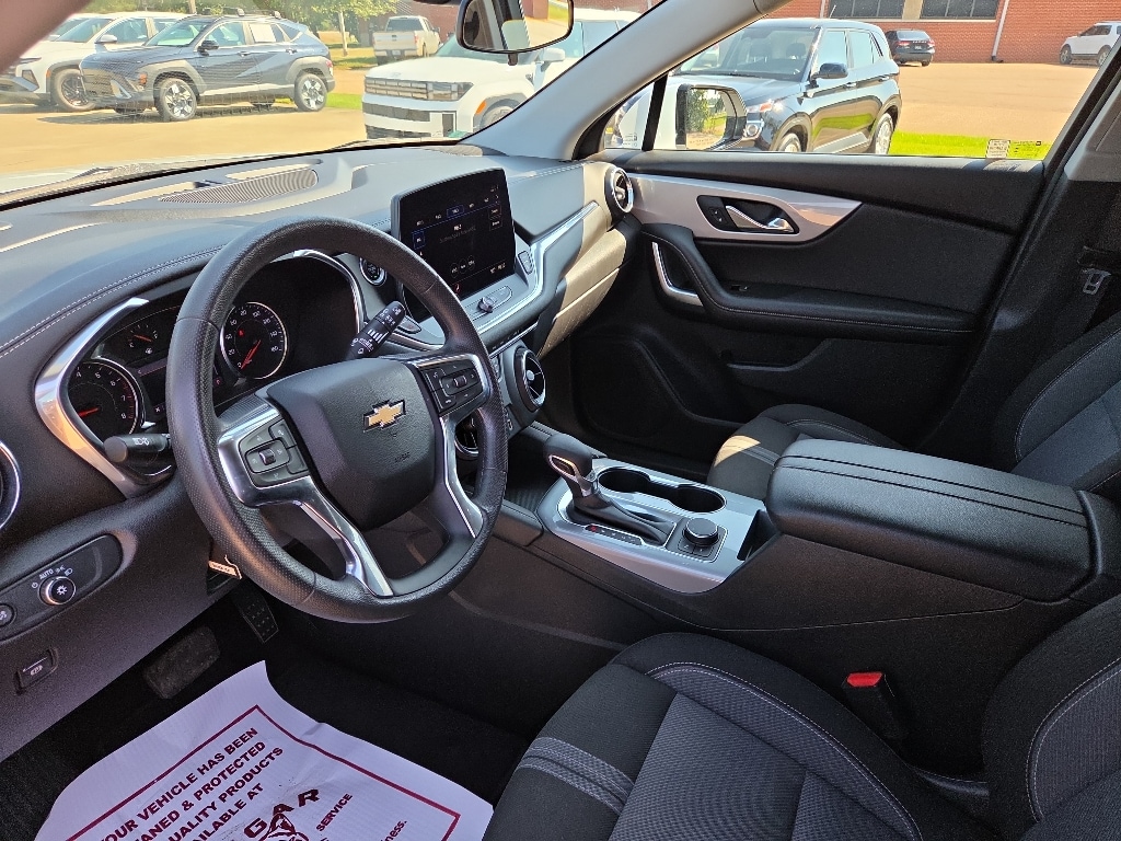 2023 Chevrolet Blazer 2LT - Photo 11
