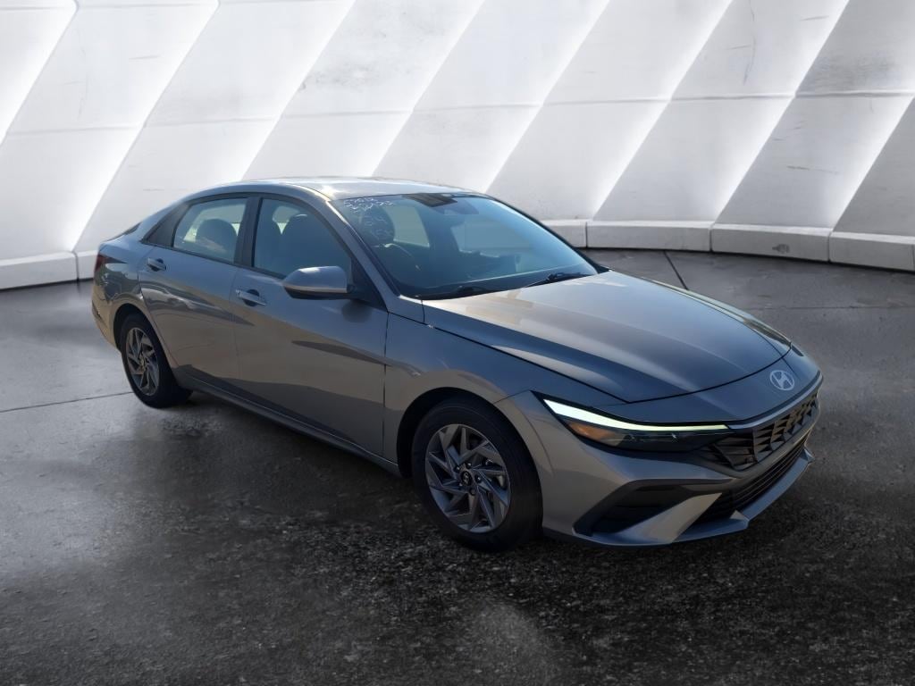 Used 2024 Hyundai Elantra SEL Sedan