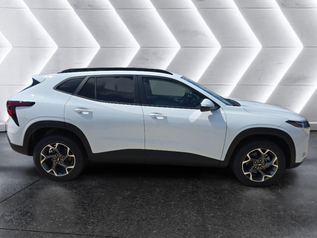 New 2026 Chevrolet Trax LT SUV