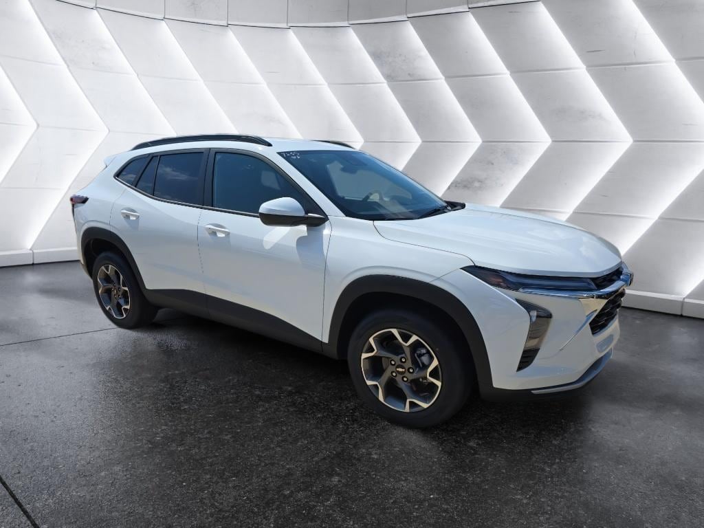 New 2026 Chevrolet Trax LT SUV