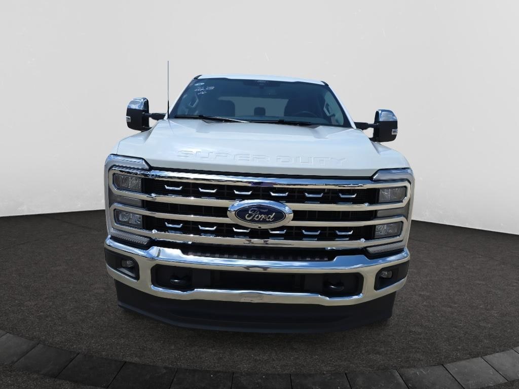 New 2026 Ford F-250 Lariat Truck Crew Cab