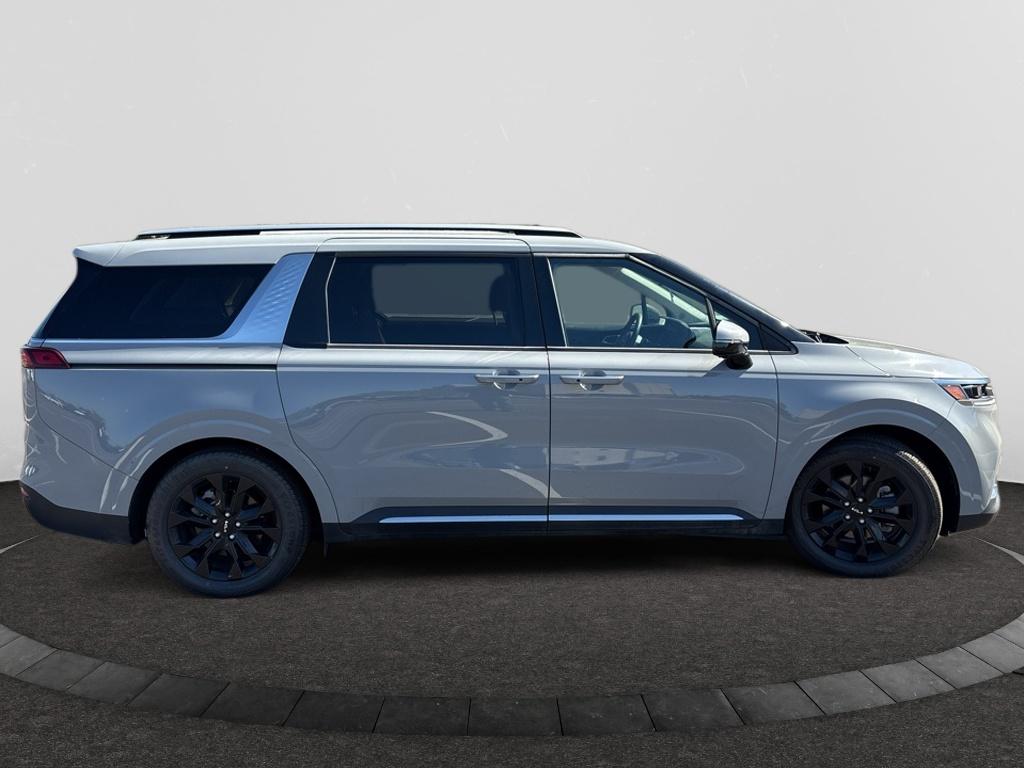 Used 2024 Kia Carnival SX MPV