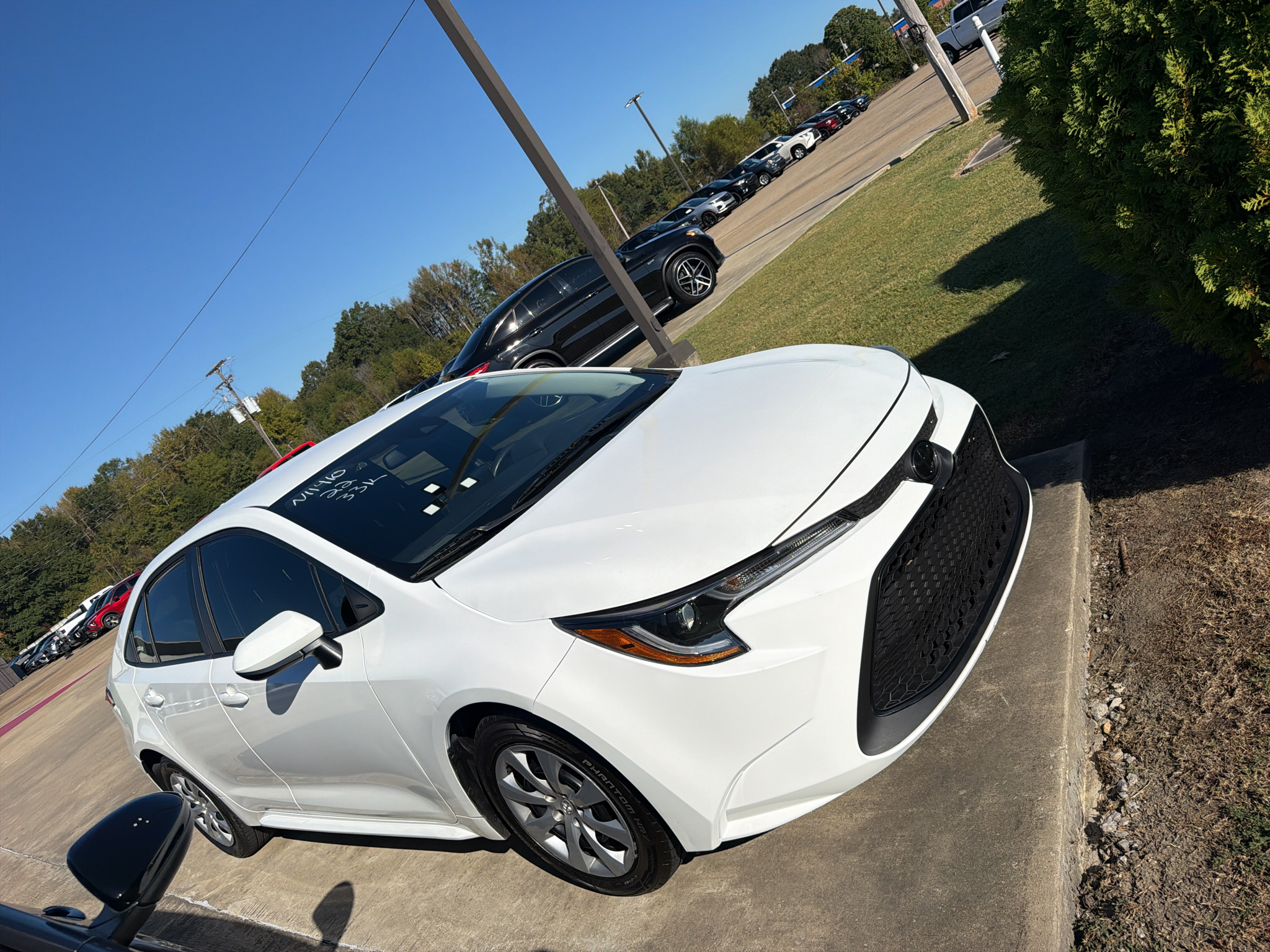 Used 2022 Toyota Corolla LE Sedan