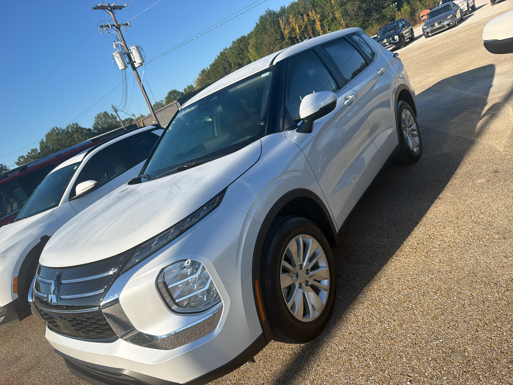 Used 2026 Mitsubishi Outlander ES SUV