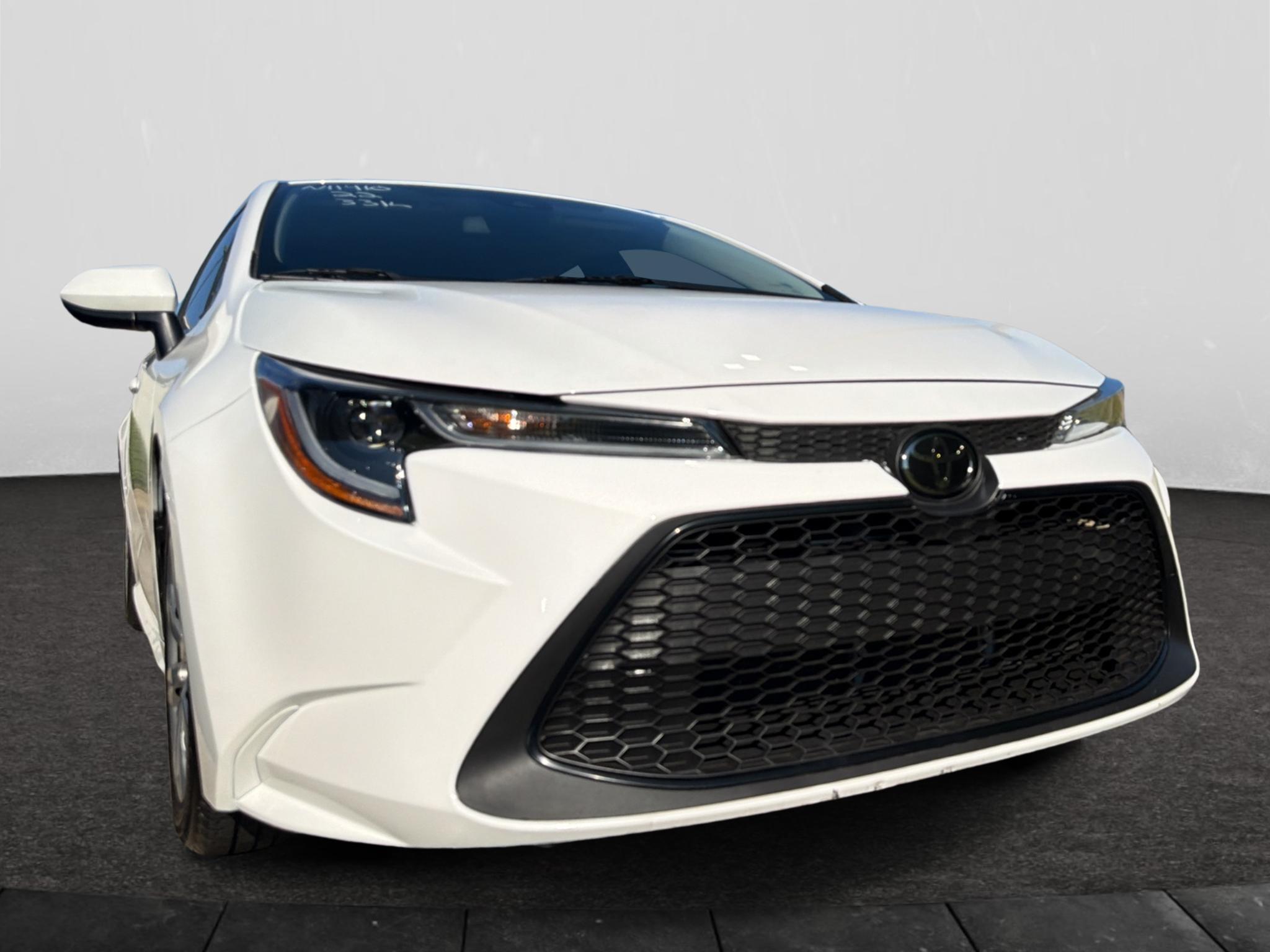 Used 2022 Toyota Corolla LE Sedan