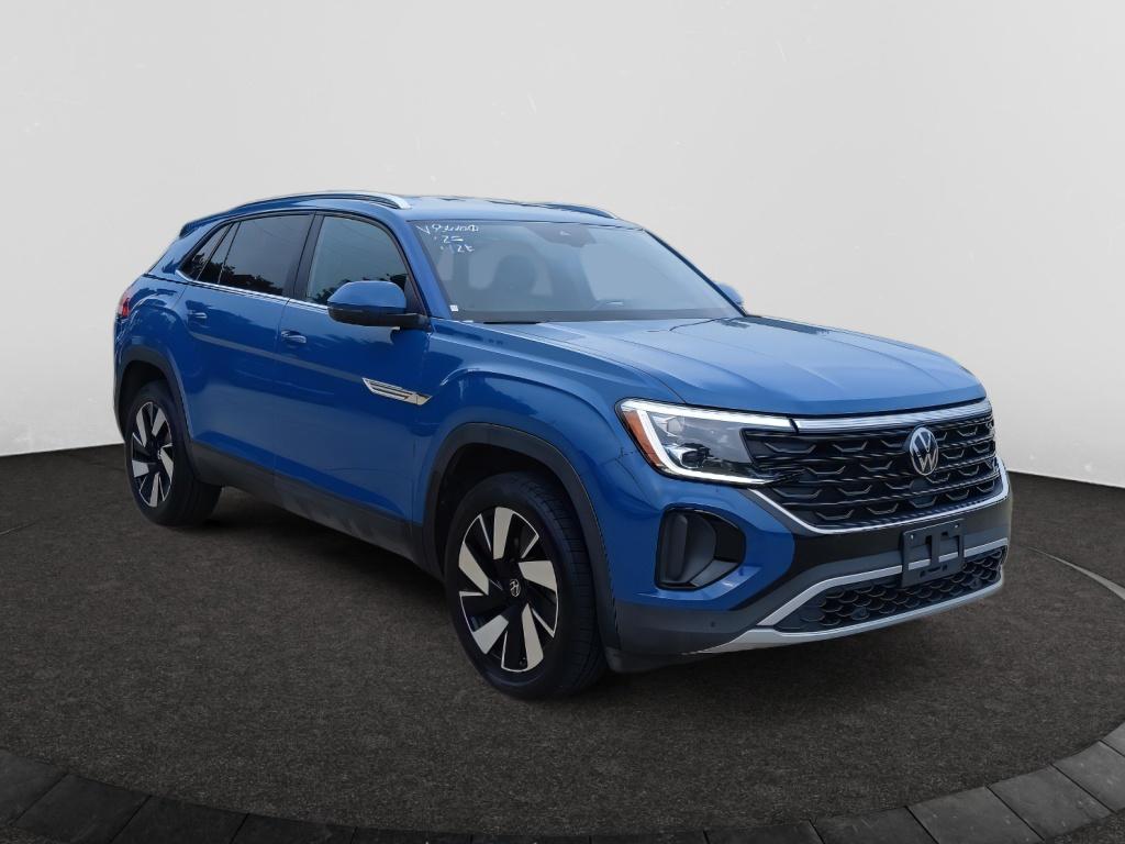 2025 Volkswagen Atlas Cross Sport SE w/Tech