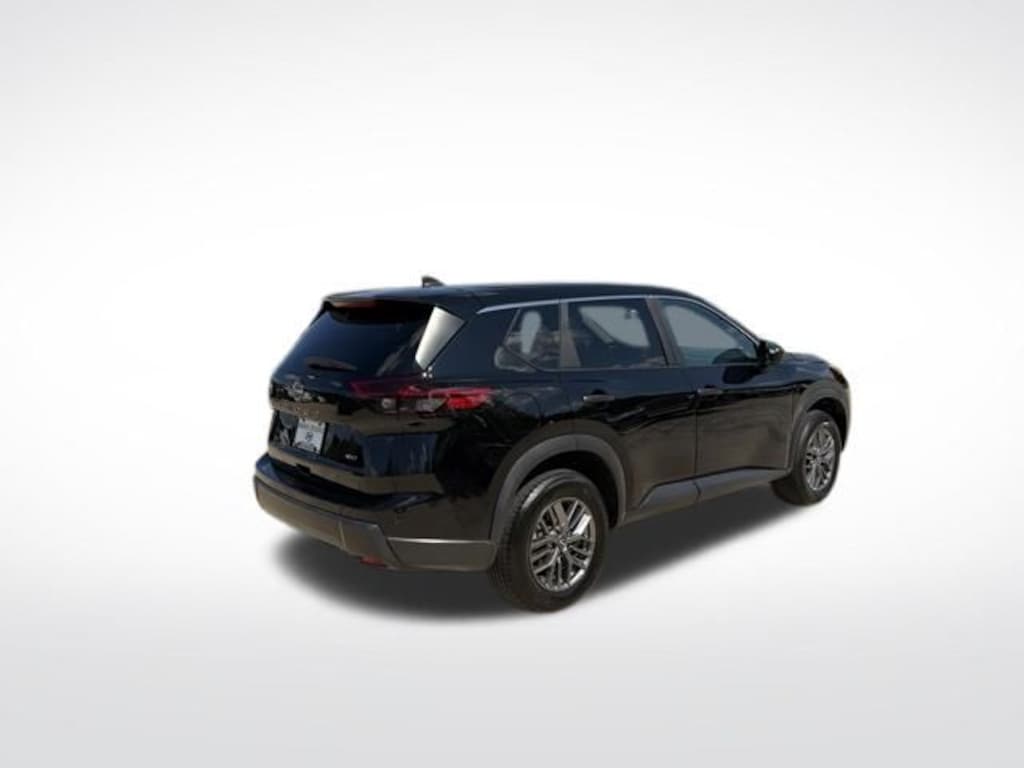 Used 2024 Nissan Rogue S SUV