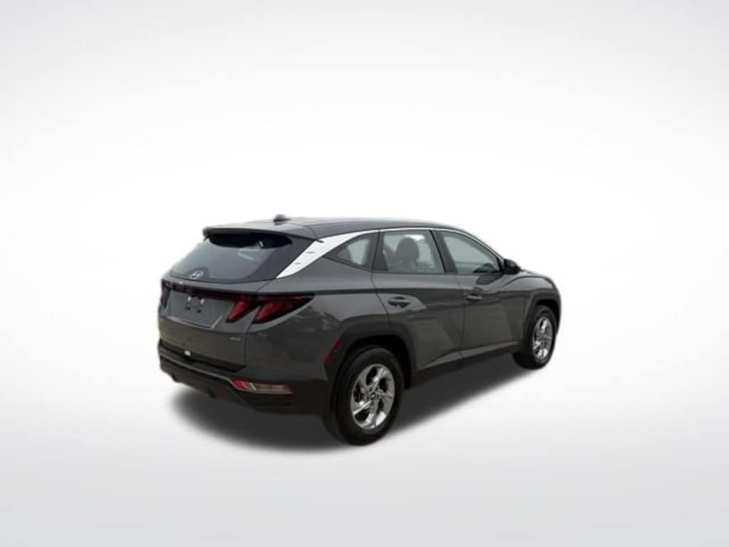 Used 2024 Hyundai Tucson SE SUV