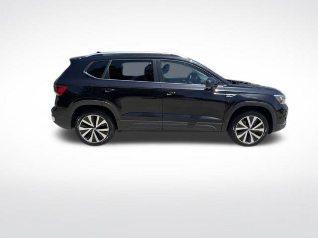 Used 2024 Volkswagen Taos 1.5T SE SUV