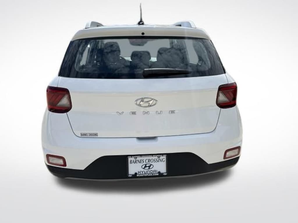 Used 2025 Hyundai Venue SEL SUV