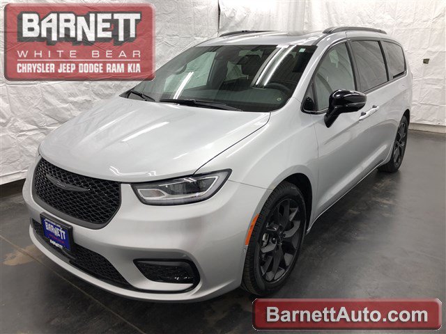 2024 Chrysler Pacifica Limited S with Theater Van Passenger Van